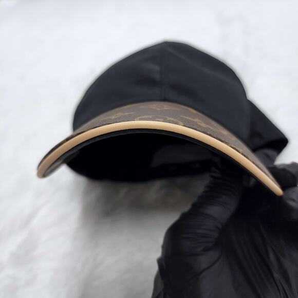 Louis Vuitton Cap Ou Pas Baseball Cap Black Medium NWOT M76528 - Picture 3 of 8
